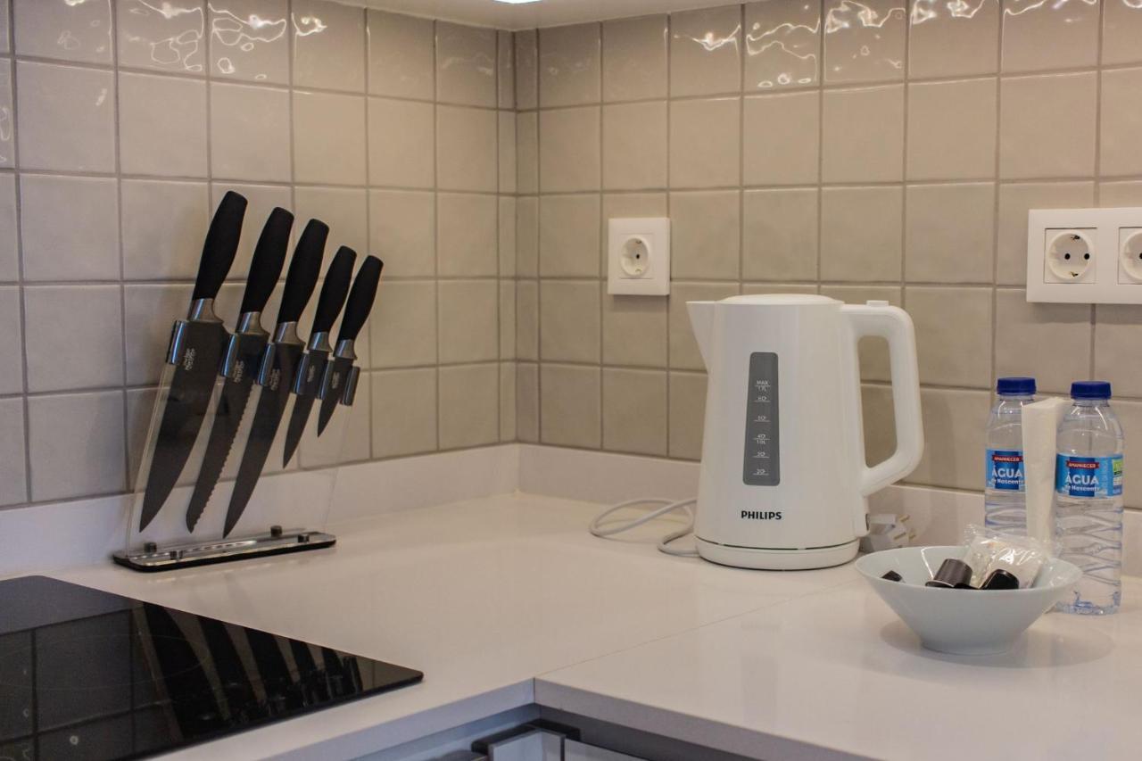 Stunning Apartment W/ Free Parking By Lovelystay Porto Luaran gambar